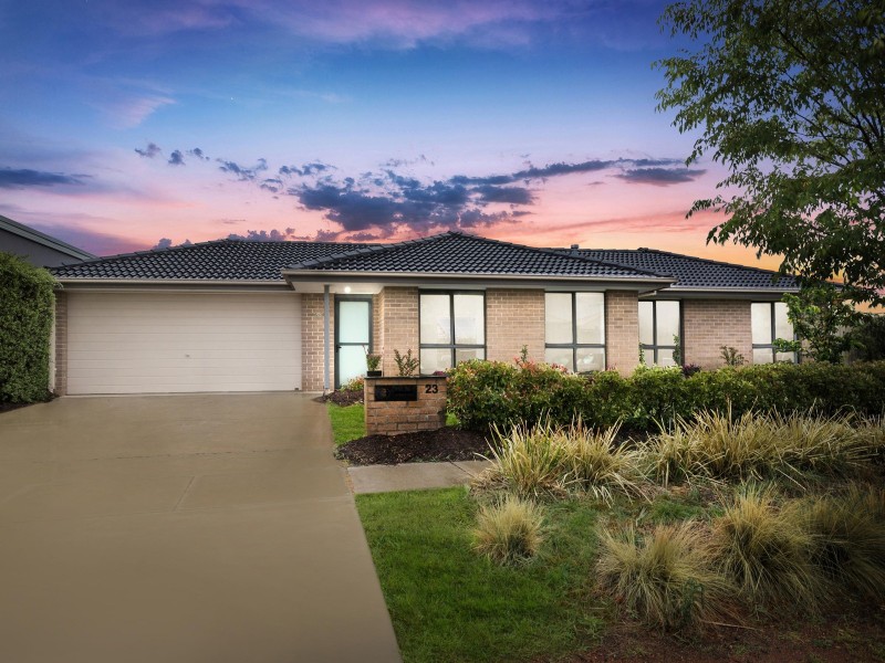 23 Greenman Street, Macgregor ACT 2615