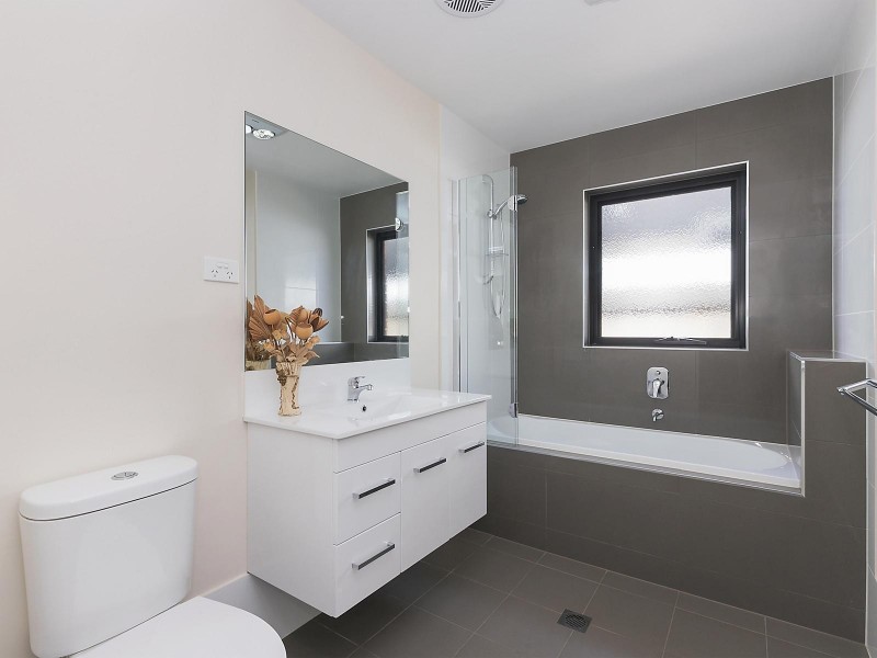 28 John Crawford Crescent, Casey ACT 2913