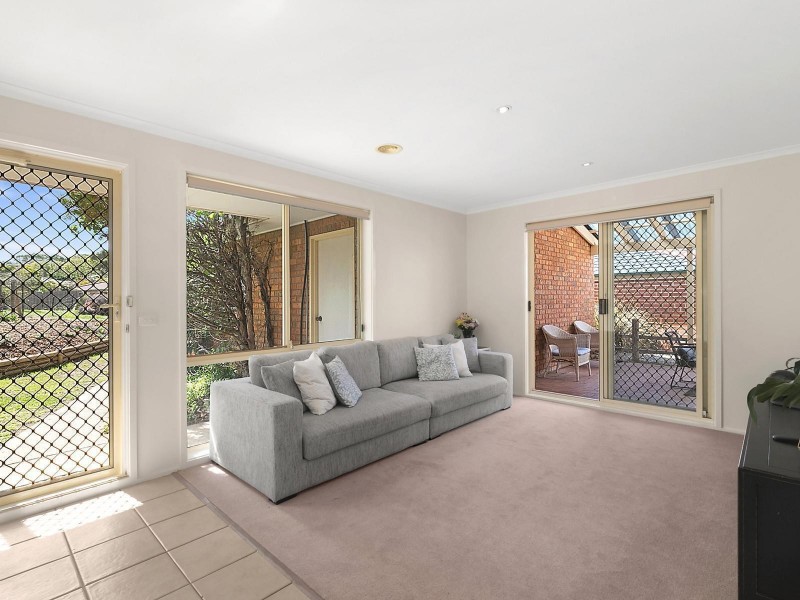 51 Bunduluk Crescent, Ngunnawal ACT 2913