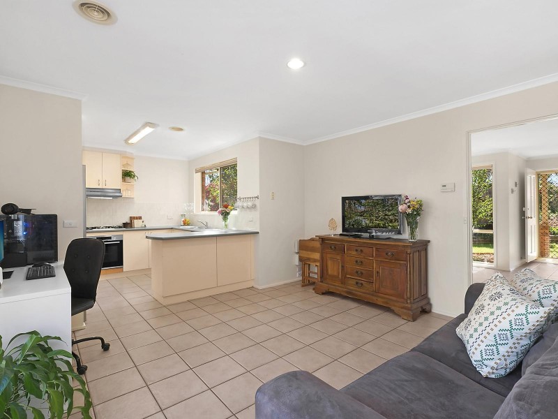 51 Bunduluk Crescent, Ngunnawal ACT 2913