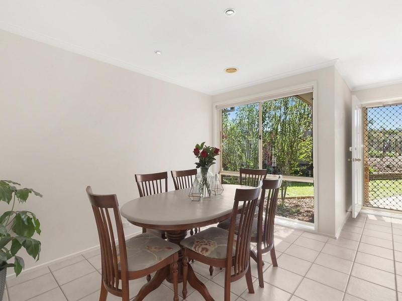 51 Bunduluk Crescent, Ngunnawal ACT 2913
