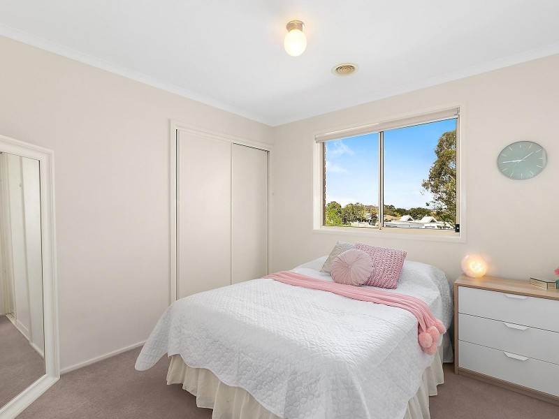 51 Bunduluk Crescent, Ngunnawal ACT 2913