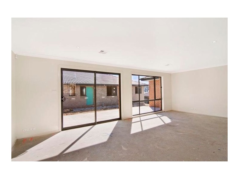 56  Overall Avenue, Casey ACT 2913