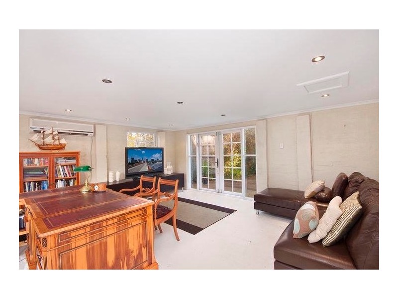 36 Yarralumla Avenue, St Ives NSW 2075