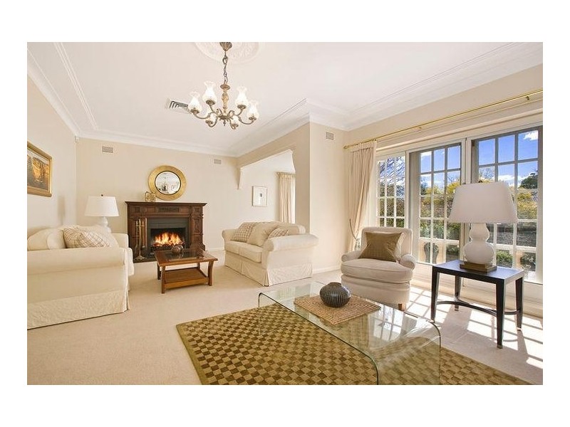 2 Greendale Avenue, Pymble NSW 2073