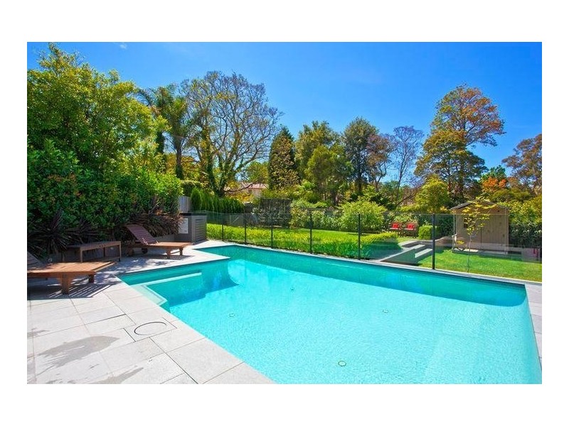 4 Iona Avenue, West Pymble NSW 2073