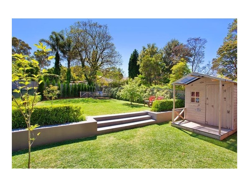 4 Iona Avenue, West Pymble NSW 2073