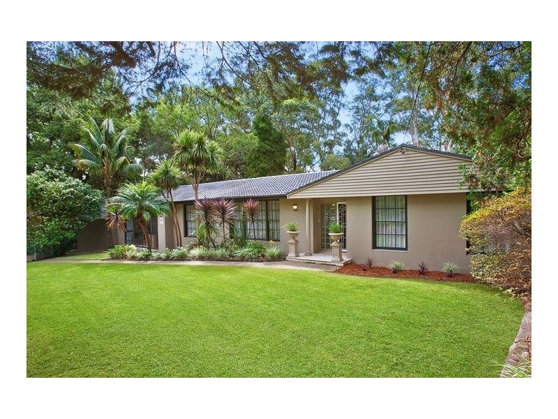 18 Lancaster Avenue, St Ives NSW 2075