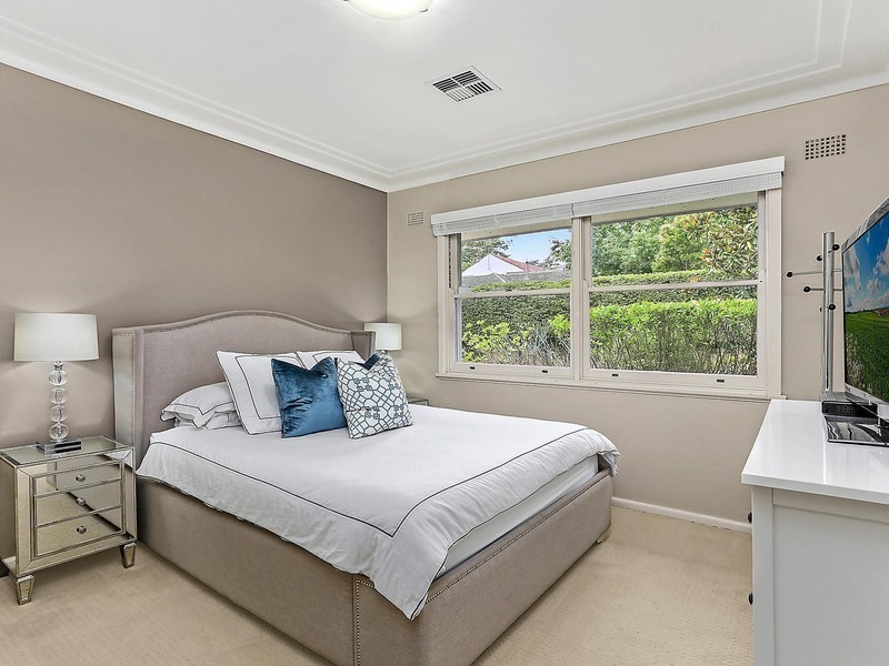 5 Boongil Street, West Pymble NSW 2073