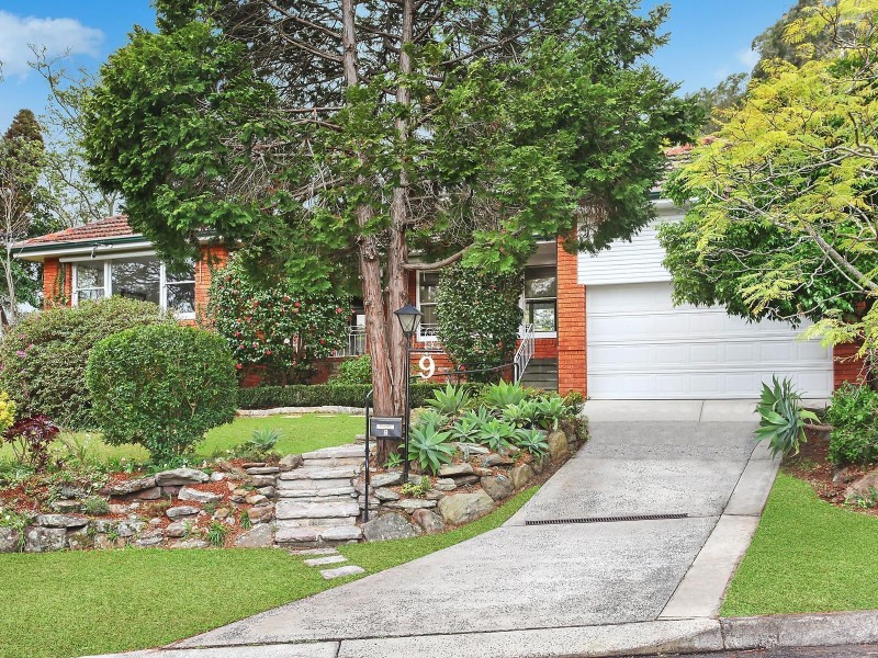 9 Lachlan Avenue, West Pymble NSW 2073