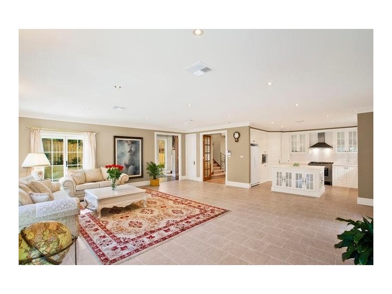 16 Bannockburn Road, Pymble NSW 2073