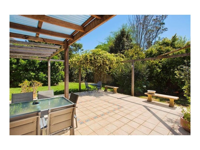 18 Raymond Avenue, Warrawee NSW 2074