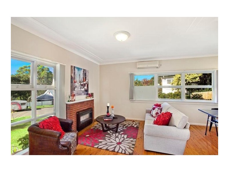 38 Bolwarra Avenue, West Pymble NSW 2073