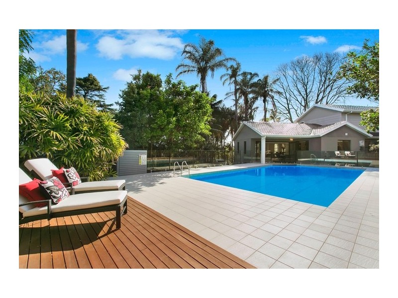 6 Jefferson Avenue, St Ives NSW 2075