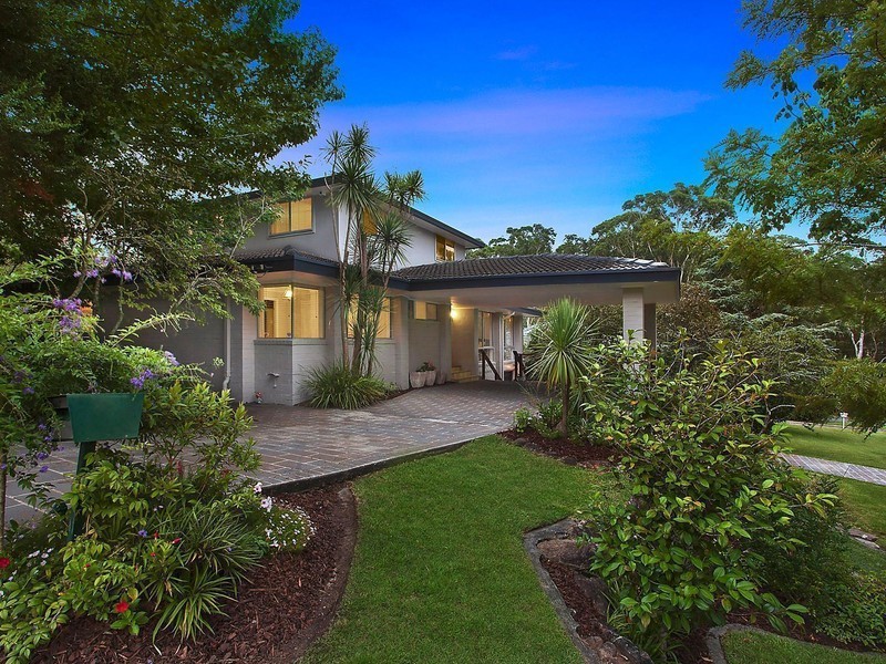 2 Edgewood Place, St Ives NSW 2075