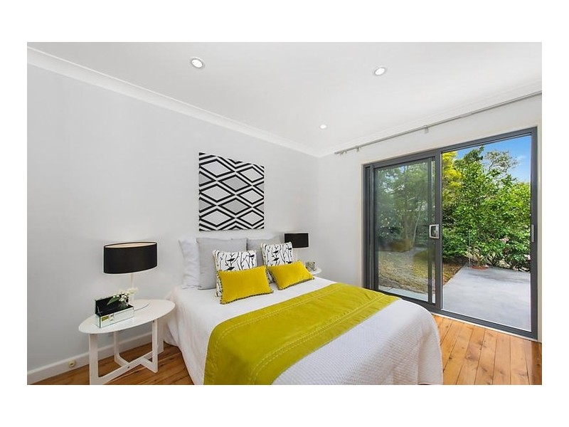 24 Parkinson Avenue, Turramurra NSW 2074