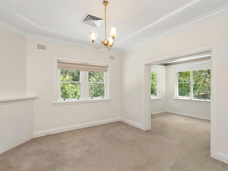 38 Livingstone Avenue, Pymble NSW 2073