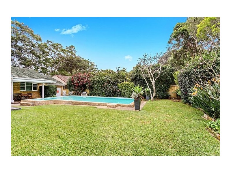 5 Godfrey Avenue, Turramurra NSW 2074