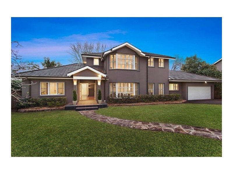 16 Warrabina Avenue, St Ives NSW 2075