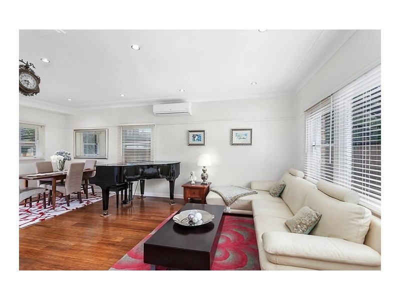 1 Kamilaroy Road, West Pymble NSW 2073