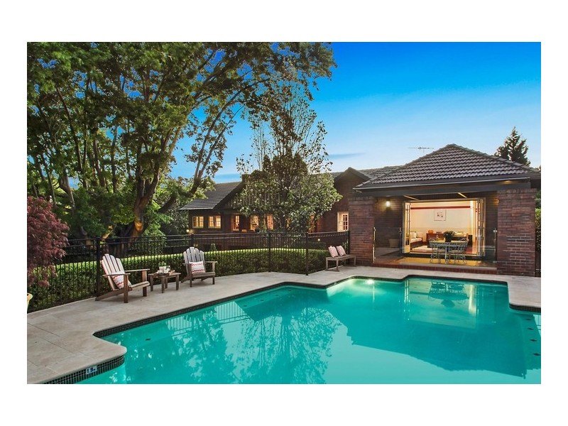 35 Cherry Street, Warrawee NSW 2074