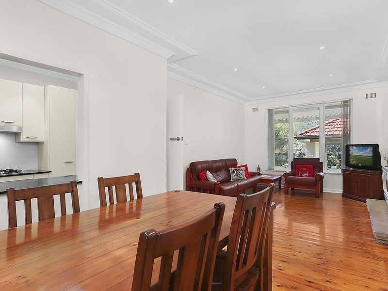 11 Shaddock Avenue, Pymble NSW 2073