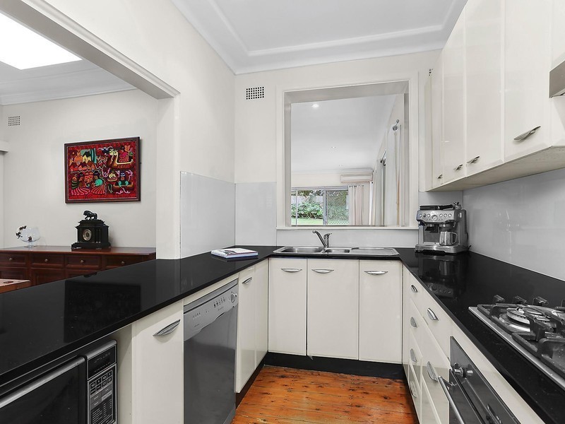 11 Shaddock Avenue, Pymble NSW 2073