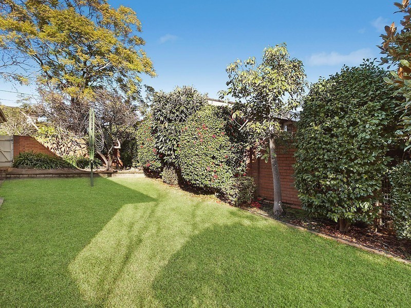 11 Eucalyptus Drive, Westleigh NSW 2120