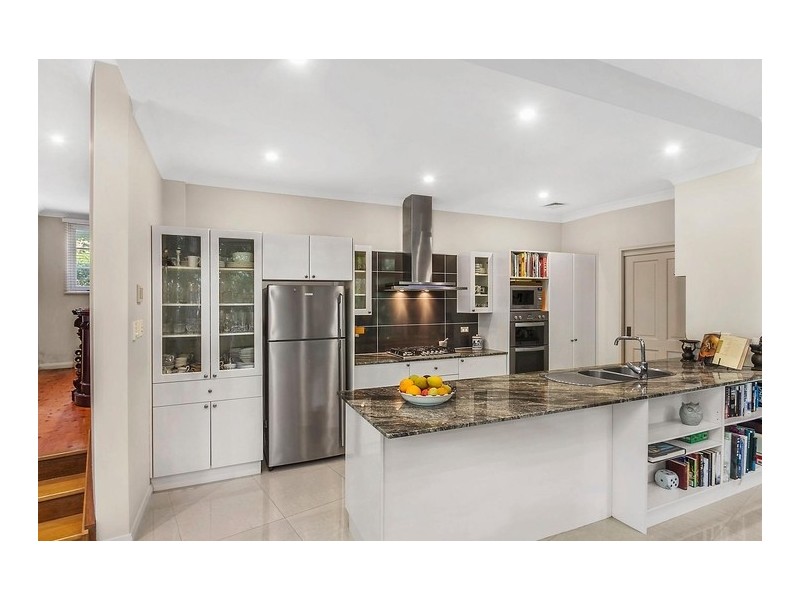 6 Barclay Close, Pymble NSW 2073