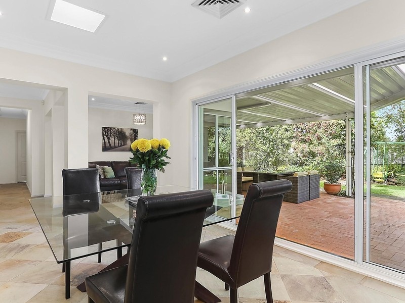 10 Cates Place, St Ives NSW 2075