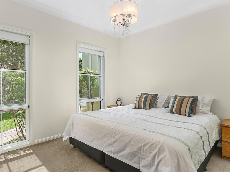 10 Cates Place, St Ives NSW 2075