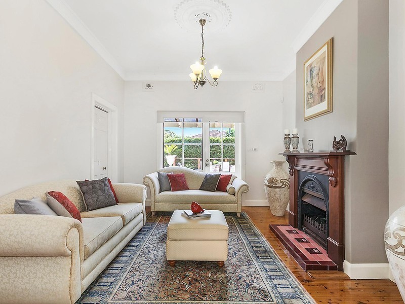 1 Nithdale Street, Pymble NSW 2073