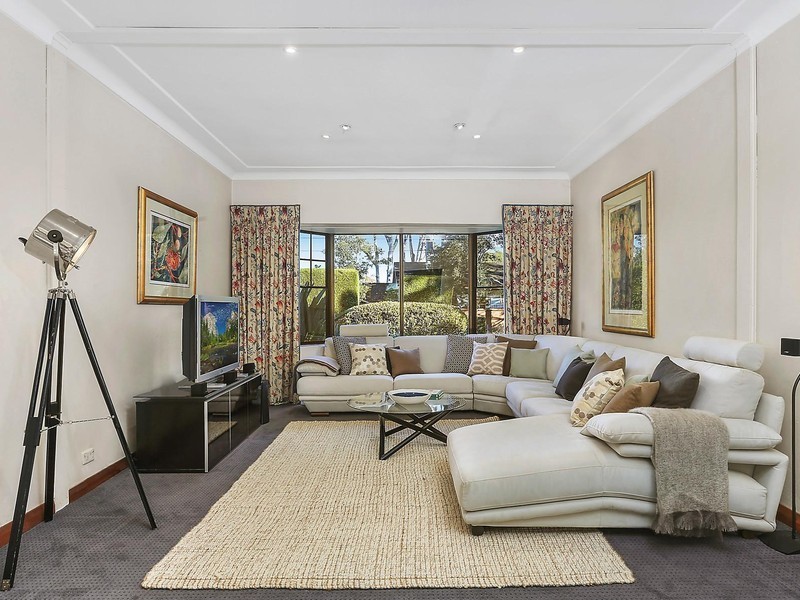 37 Crown Road, Pymble NSW 2073