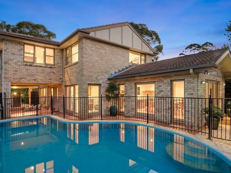 7 Kitchener Street, St Ives NSW 2075