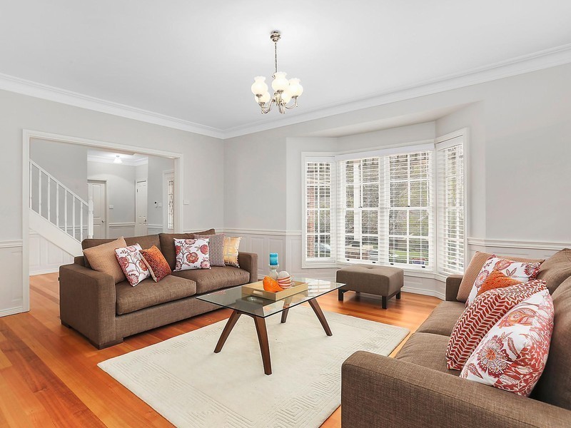 45 Lawson Parade, St Ives NSW 2075