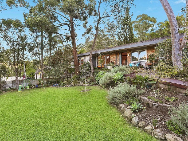 87 Eastern Arterial Road, St Ives NSW 2075