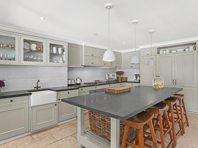 10 Stapleton Place, Pymble NSW 2073