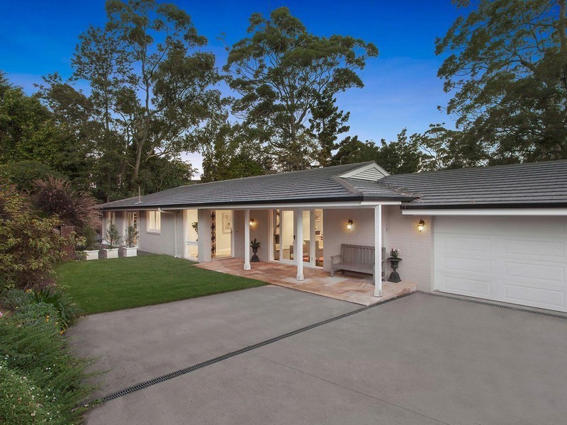 10 Stapleton Place, Pymble NSW 2073