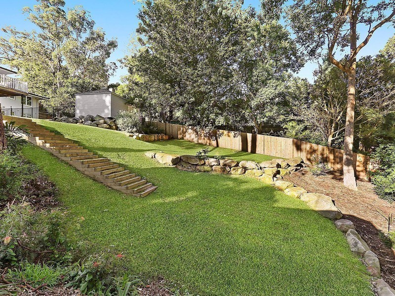 10 Stapleton Place, Pymble NSW 2073