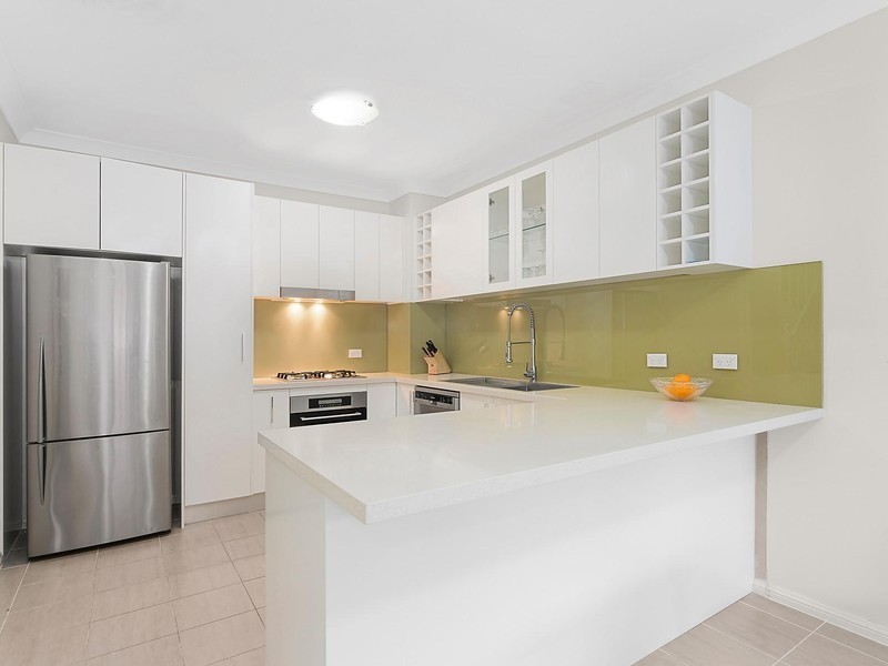 25 Charlton Drive, Liberty Grove NSW 2138