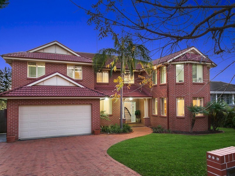 4 Gemas Place, St Ives NSW 2075