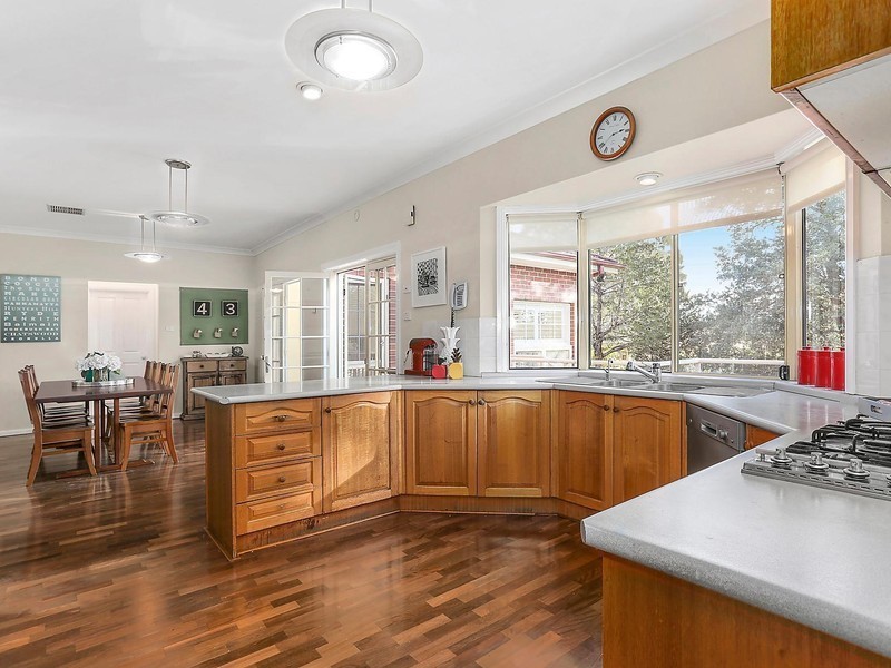 4 Gemas Place, St Ives NSW 2075