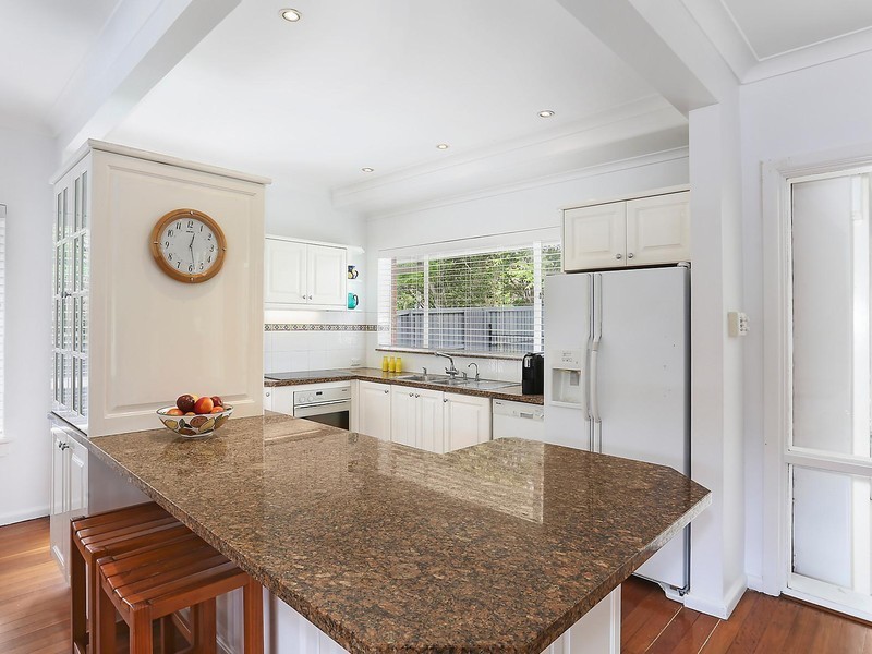 7 Yalleroi Avenue, West Pymble NSW 2073