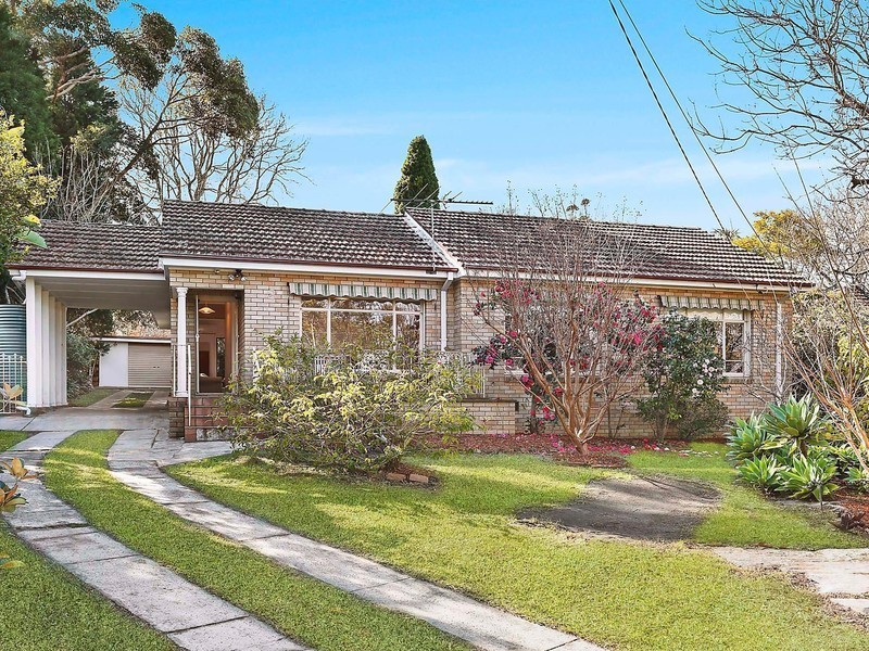 2 Taylor Avenue, Turramurra NSW 2074