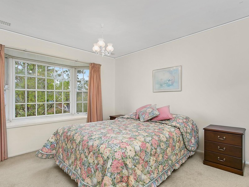 4 Howson Avenue, Turramurra NSW 2074