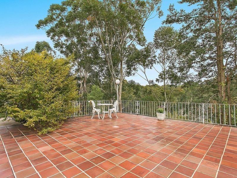 4 Howson Avenue, Turramurra NSW 2074