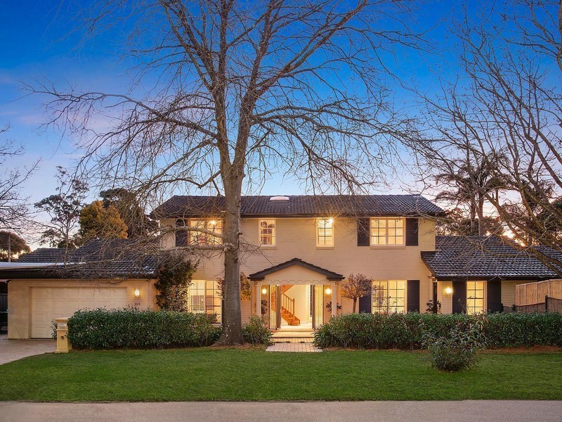 228 Warrimoo Avenue, St Ives NSW 2075