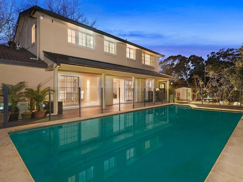 228 Warrimoo Avenue, St Ives NSW 2075