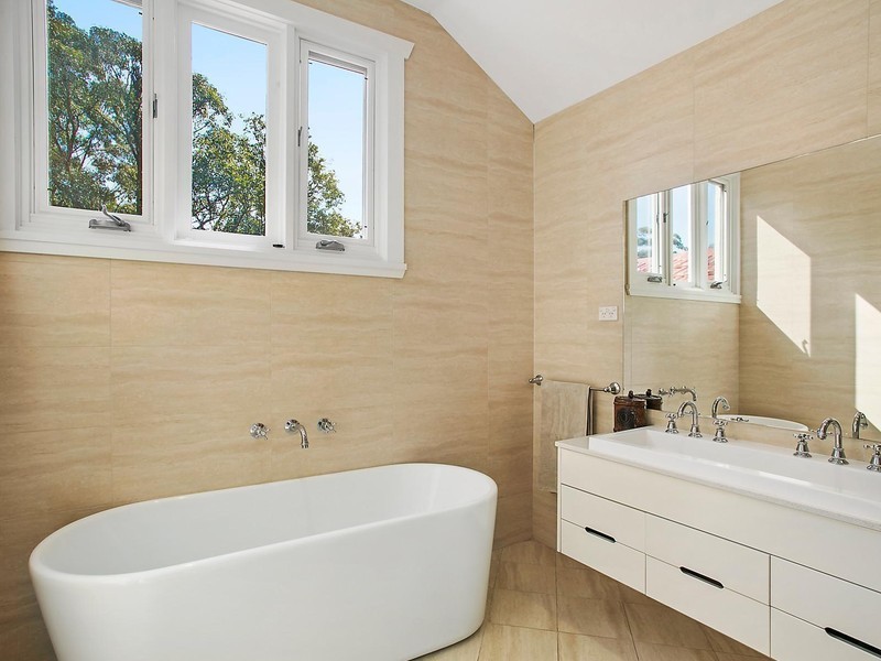 40 Warragal Road, Turramurra NSW 2074