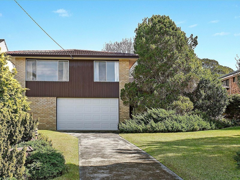 140 Collins Road, St Ives NSW 2075